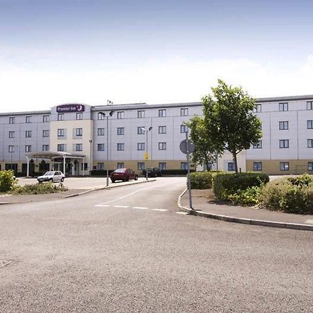Premier Inn Poole North Exterior photo
